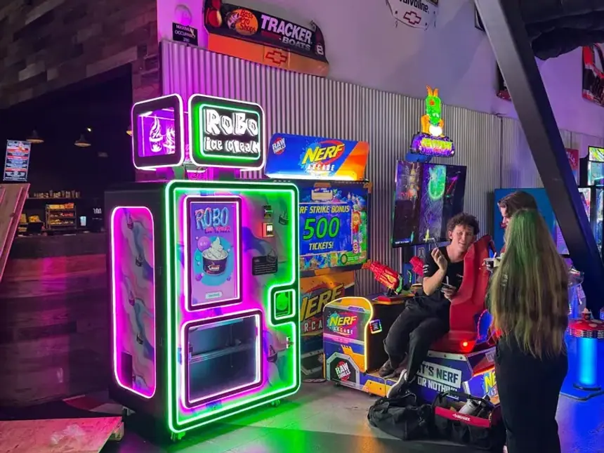 Sweet Robo machine at a spielhallen & kartbahnen venue